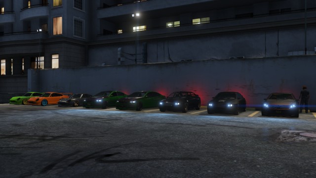 GTA V (GTA 5) Screenshots - Burton Car Park Crew Meeting