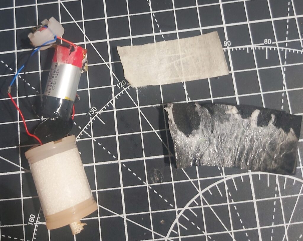 The Blu Disposable Vape jacket removed from around the battery